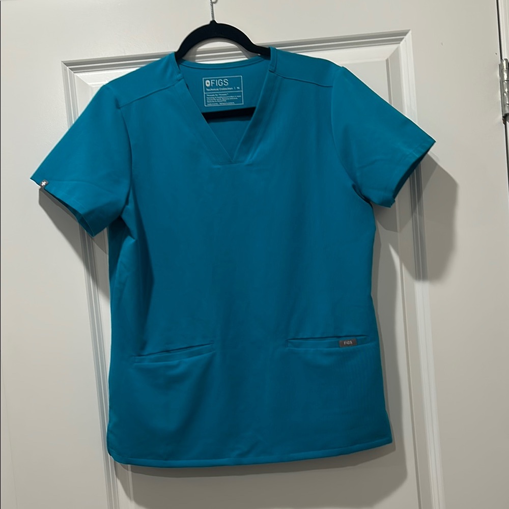 Teal Casma Three-Pocket Scrub Top